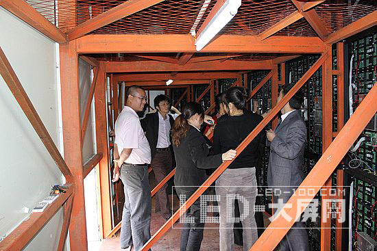 強服務 重品質 艾比森組團巡回考察