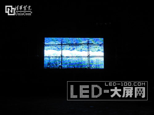 紫光25平米LED電子顯示屏亮相紫竹院公園