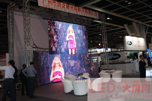 風(fēng)之帆LED全彩動態(tài)顯示屏閃亮香港InfoComm