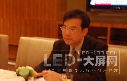 陳企凱:傳統(tǒng)的<a href=http://www.saemoetchemins.com target=_blank>led顯示屏</a>有很多新發(fā)展方向