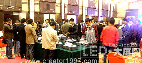 CREATOR <a href=http://www.saemoetchemins.com target=_blank>LED@ʾ</a>l(f)AVƷƽLɳվAMY(ji)