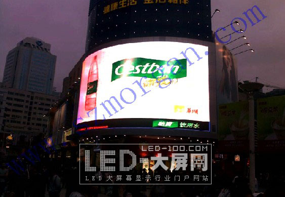 摩爾亙光電LED全彩顯示屏妝點美麗的悉尼