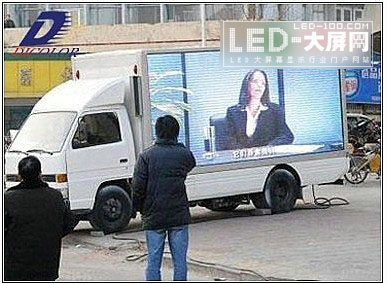 德彩LED廣告顯示屏全面拉開傳統平面廣告升級新時代
