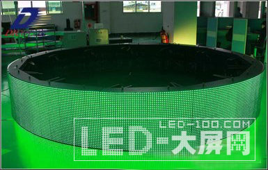 德彩光電360°圓柱形顯示屏遠銷越南